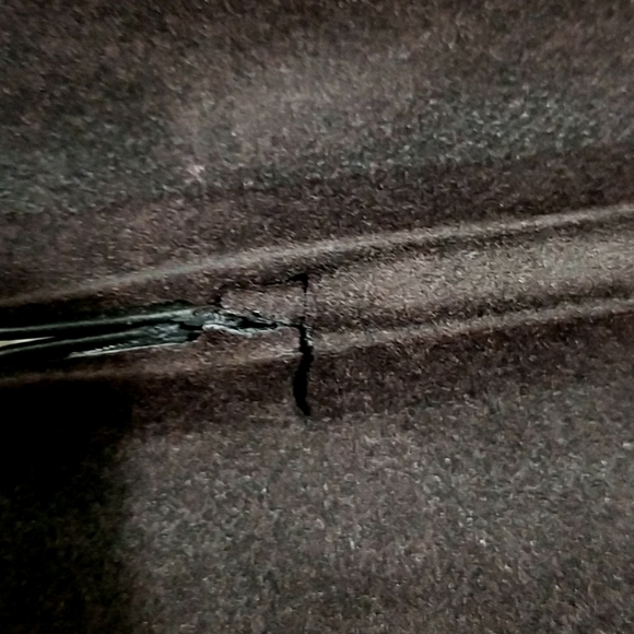 🚫SOLD🚫 FREE w/$20 purchase! Authentic Vintage Gucci - Picture 7 of 8